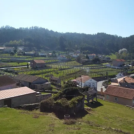 Casa En Lores, Monte Y Playa Lores